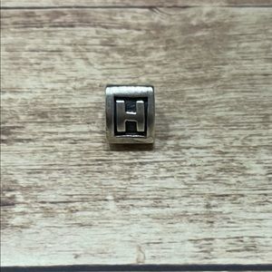 Pandora H initial charm.